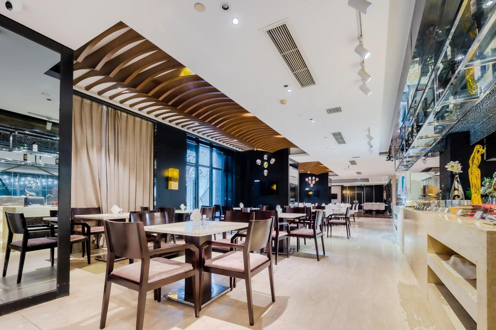 Celebrity Upper Class Hotel เฉิงตู ภายนอก รูปภาพ