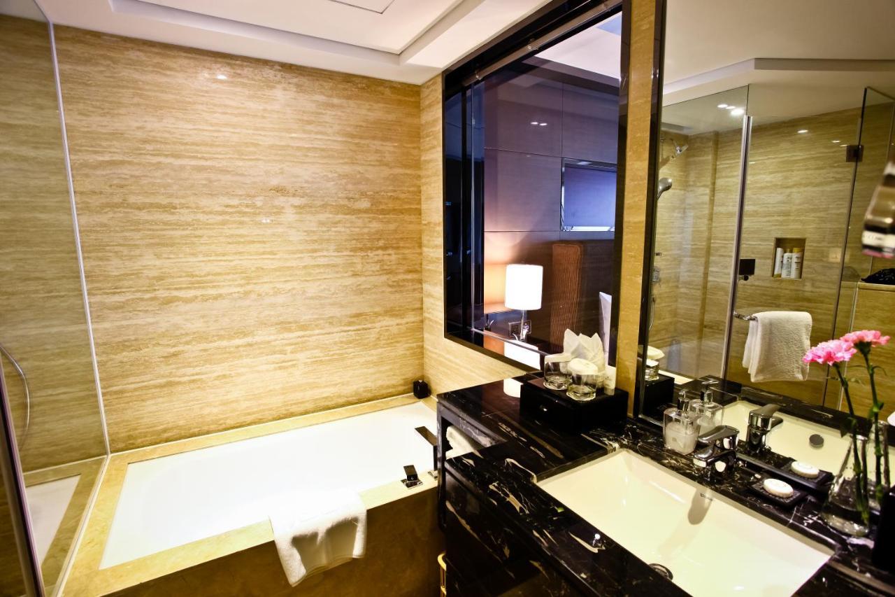 Celebrity Upper Class Hotel เฉิงตู ภายนอก รูปภาพ